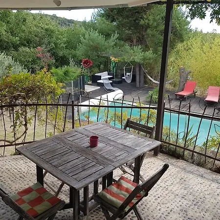 Forest Avec Piscine Dans Les Gorges Du Verdon En Provence Villa Quinson